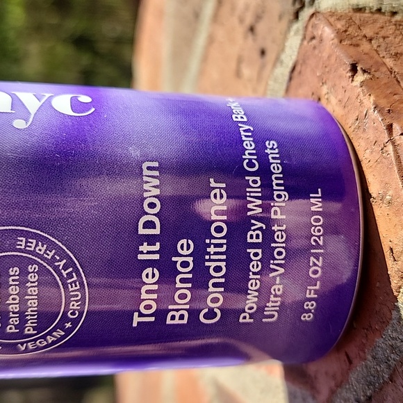 Eva NYC Tone It Down Blonde Shampoo and Conditioner Set - Picture 4 of 6